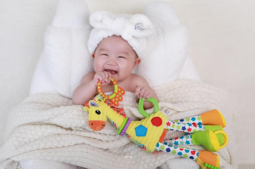 克孜勒苏宝宝的口欲期